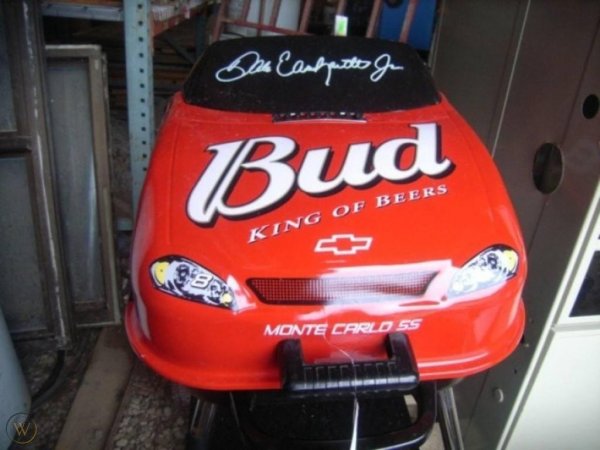 1038333294_budweiser-dale-earnhardt-jr-charcoal_1_ce88f184f42f584438a24099c8d0bdfb(1).thumb.jpg.b2a6395e4a955cbc34a84eabcba1c4c3.jpg
